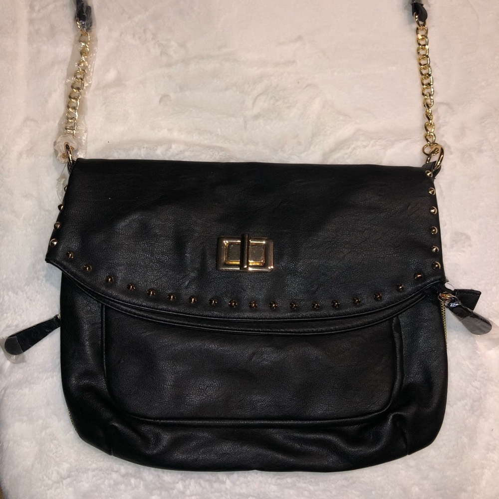 Black purse brand new !